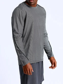 Breathable And Quick Drying Sportswear(Breathable And Quick Drying Sportswear) -Mr Saker 1 2 3a50cecb 9957 4314 8c16 3223448a1086