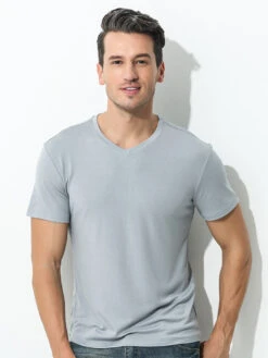 60S Double-Sided Modal Fashion V-neck Men's Solid Color Short-Sleeved T-shirt(60s Double Sided Modal Fashion V Neck Mens Solid Color Short Sleeved T Shirt)