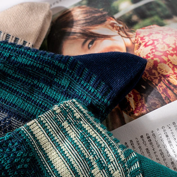 4 Pack Retro Ethnic Style Crew Socks(4 Pack Retro Ethnic Style Crew Socks) 7 4 Pack Retro Ethnic Style Crew Socks(4 Pack Retro Ethnic Style Crew Socks) - Image 7