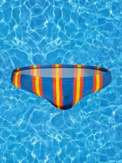 Men Casual Stripe Quick Drying Swim Briefs(Men Casual Stripe Quick Drying Swim Briefs)